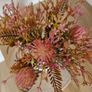 Small vase with artificial flowers. Image 2