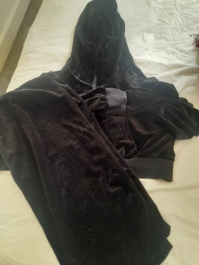 ladies 2 piece  black velor hooded  leasure set