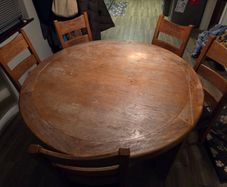 Solid Oak - Round 6 seater table