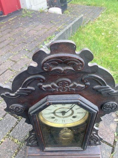 1900s gingerbread clock postage extra