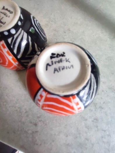 3 Pieces Set Of 2  Small Bowls African Dishes On Tray Holder Handpainted