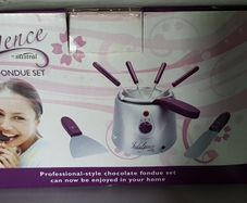 BNIB Chocolate Fondue Set