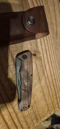 hunting/camping knifes