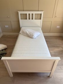 Childrens bed
