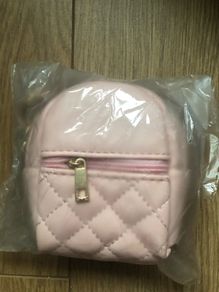 Pink mini backpack with key ring and 2 zipped pockets