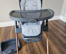 Maxi Cosi Highchair