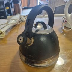 Whistle Hob Kettle