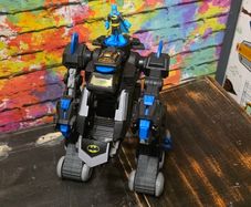 Fisher-Price Imaginext DC Super Transforming Batman Bot