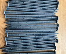 Brand new garden stakes / pegs