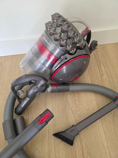 dyson ball hoover