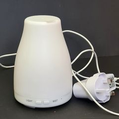 Aroma Essential Oil Diffuser & LED Mood Light White Ultrasonic Humidifier
