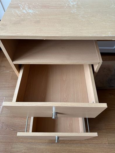 Free Desk