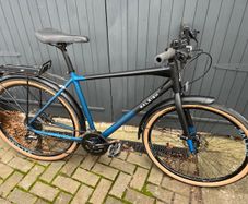 Raleigh Strada 650B City Bike