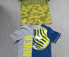2x boy's t-shirt. Age7