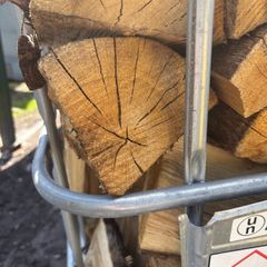 Kiln dried Oak firewood.
