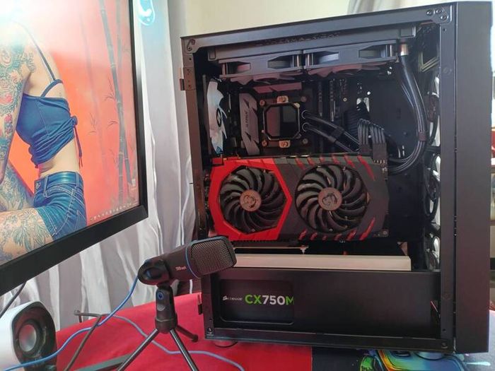 Full Set - Gaming PC, monitor, keyboard, mouse, pad