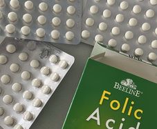 Folic acid tablets