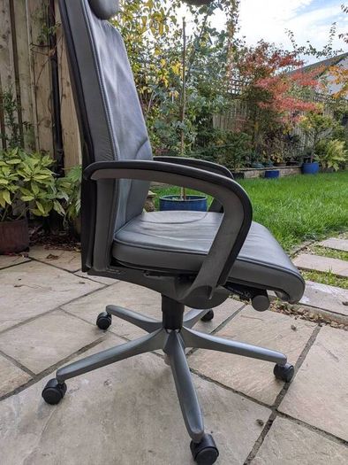 ergonomic office chair