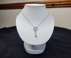 Vintage Sterling Silver 925 Key Pendant Necklace 45.5cm Chain 6.83g Signed