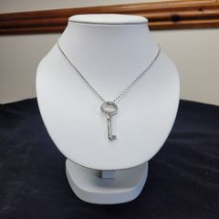 Vintage Sterling Silver 925 Key Pendant Necklace 45.5cm Chain 6.83g Signed