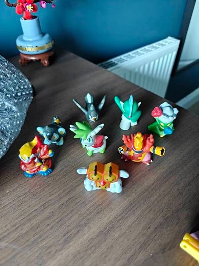 Vintage pokemon figure