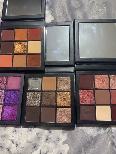 Huda beauty obsession eyeshadow palettes