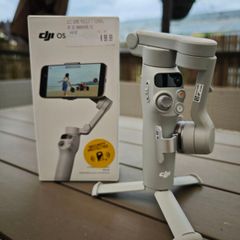 DJI Osmo Mobile 7 Smartphone Gimbal