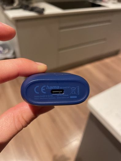 Bluetooth earbuds
