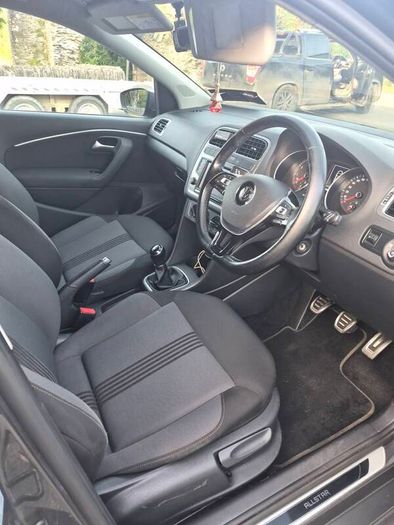 2017 Volkswagen Polo