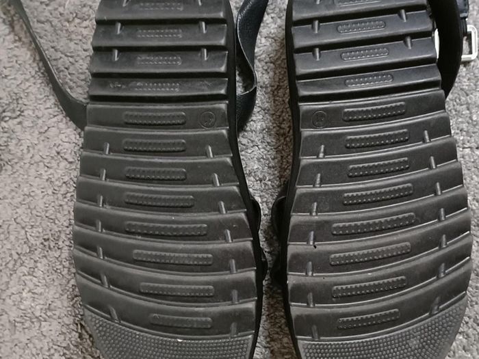 RAID Sandals