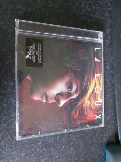 La Roux