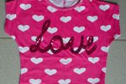 Age 3 Years - A Really Pretty Little Girls Top - E