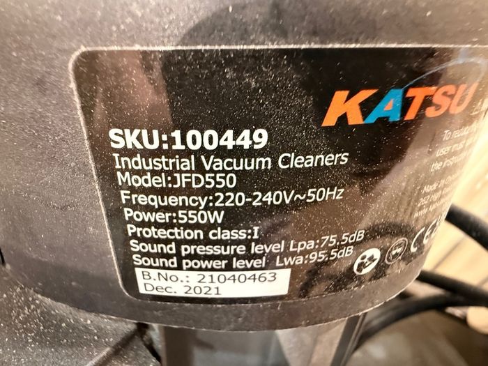 KATSU Tools 550W Wood Chip Dust Extractor 65L, Portable Workshop Dust Collector with Heavy Duty Bag, 2900RPM Suction System for Woodworking, Sawdust & Chip Removal