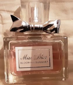 miss dior blooming bouquet