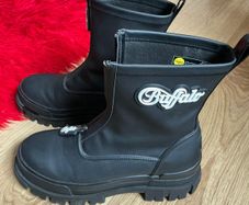 Buffalo Aspha rain zip Boots (vegan), Size 6.5UK, Black