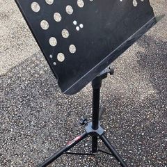 Music stand