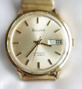 Vintage Accurist Automatic Gentleman's Wristwatch  (works well and keeps time)