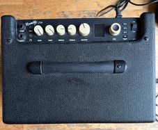 Fender Rumble LT 25 Bass combo