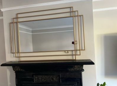 Gold mirror