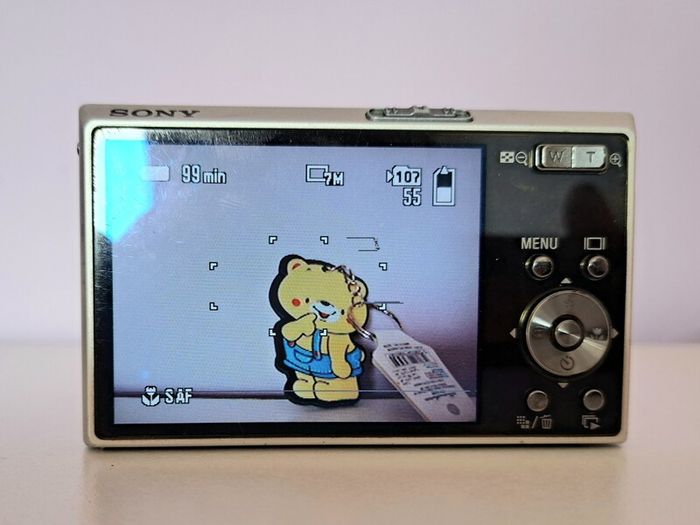 Sony cybershot T30