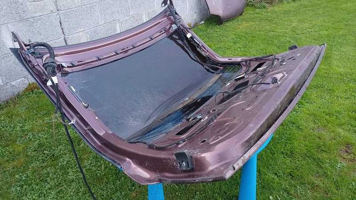 Audi A2 8Z rear tailgate with glass