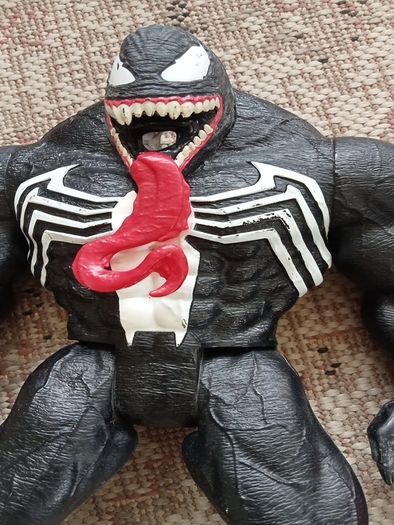Spiderman and Venom Figures