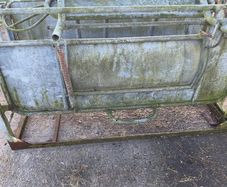 Sheep turnover crate