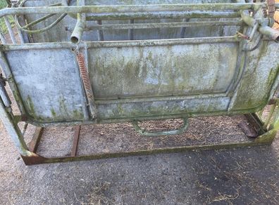 Sheep turnover crate