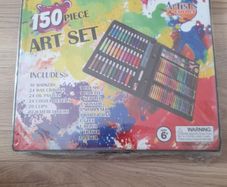 150 piece Art set