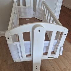White Wooden Baby Swinging Cot/Cradle - Excellent Condition