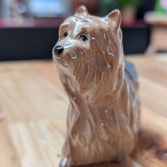 Beswic Yorkshire terrier porcelain figurine