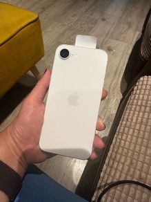 Apple 16