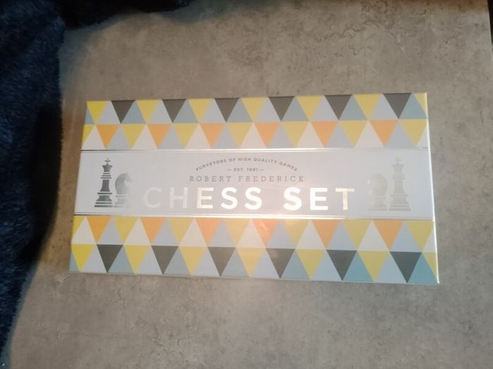 Robert Frederick chess set.