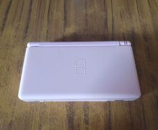 Nintendo DS Lite pink
